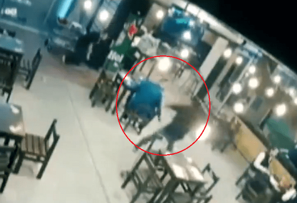 Así se vivió el secuestro y asesinato de un hombre en un bar de Aguascalientes #VIDEO