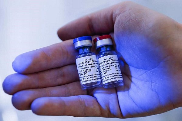 México podría albergar ensayos de fase 3 de vacuna rusa en octubre