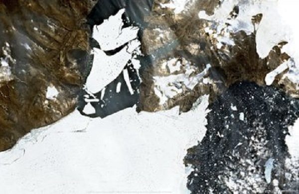 Se rompe la última gran plataforma de hielo en Groenlandia