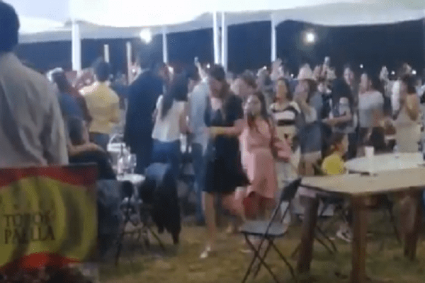 Celebran cata de vinos sin medidas sanitarias en Aguascalientes #VIDEO