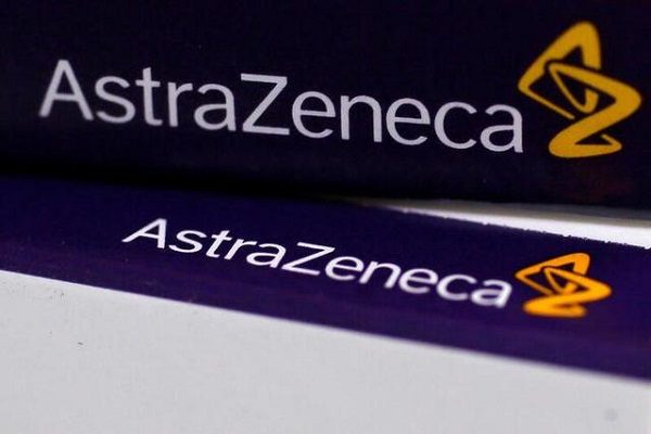 AstraZeneca suspende ensayos de vacuna covid por reacción adversa