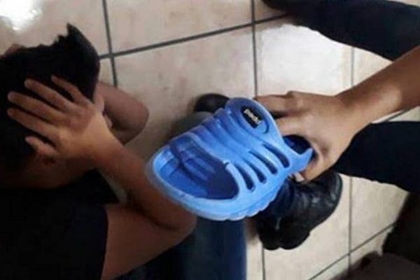 Jalisco aprueba “Ley Anti Chancla” para castigar castigo corporal a menores
