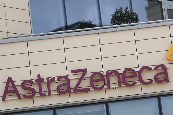 Efectos adversos en voluntario no relacionados con vacuna: Universidad de Oxford