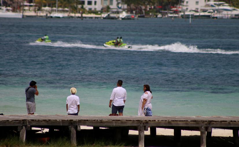 Quintana Roo abrirá playas, pasará a semáforo amarillo