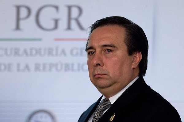 Revelan que Tomás Zerón robó más de mil millones de pesos a PGR