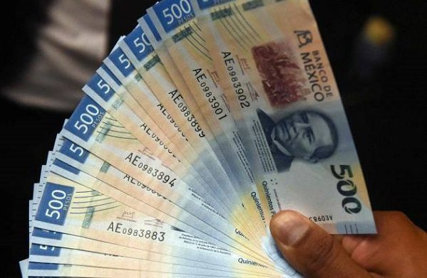 Analizan desaparecer billetes de 500 pesos para combatir el lavado de dinero