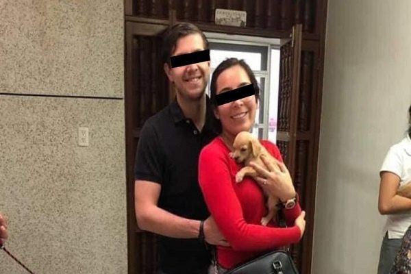 Pareja se dedica a adoptar perritos para darlos de alimento a serpientes