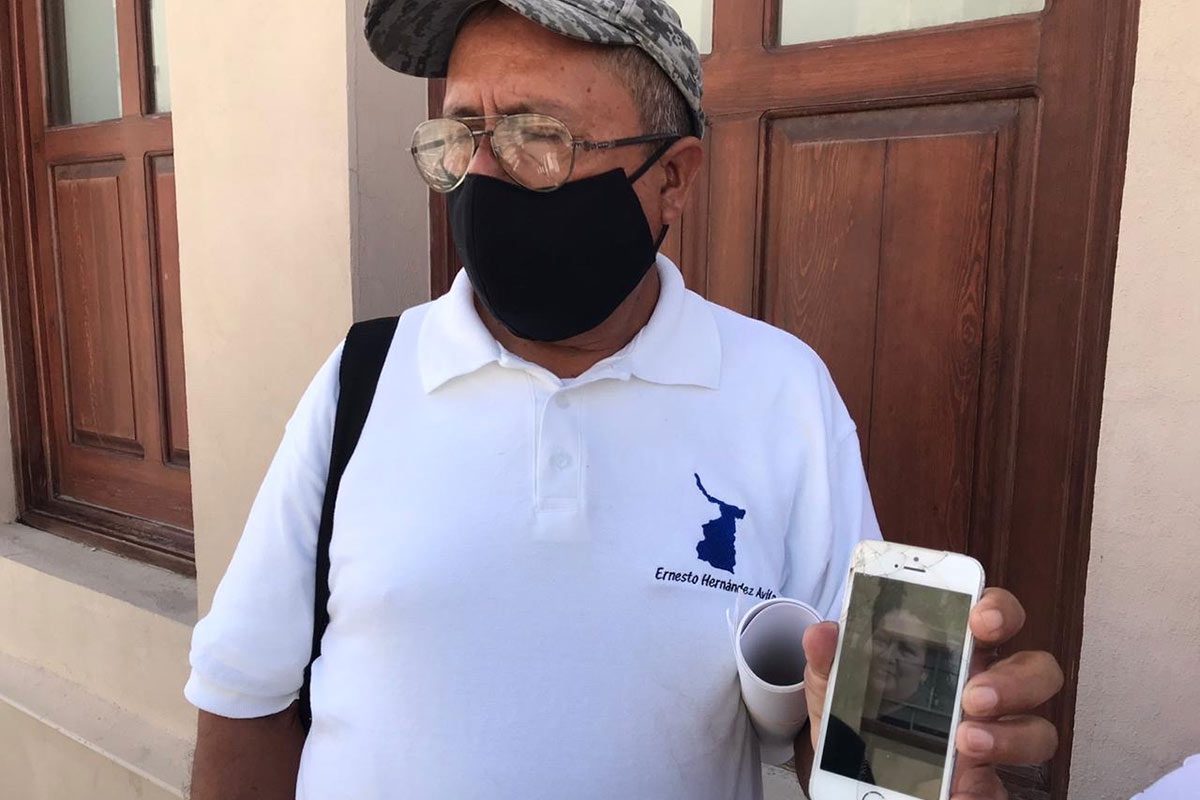 Tras 4 años buscando a su esposa, raptada por un equipo armado, recibe noticias sobre ella