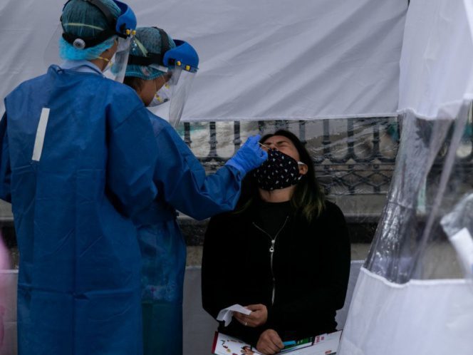 Muertos por coronavirus en México llegan a 70 mil 821