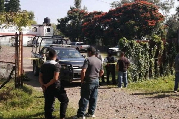 Comando armado ejecuta a once personas en un bar de Guanajuato