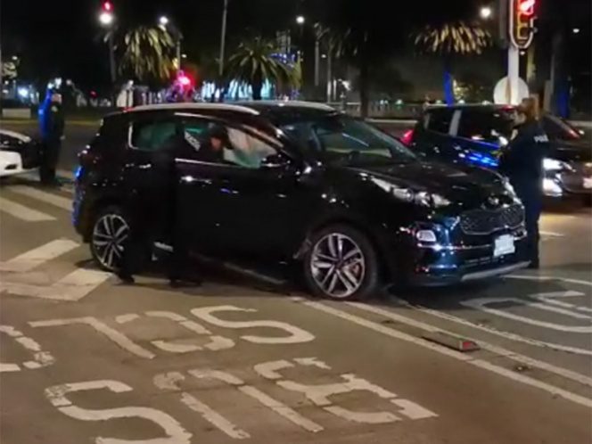 Ebrio choca contra la Glorieta de La Palma y la daña