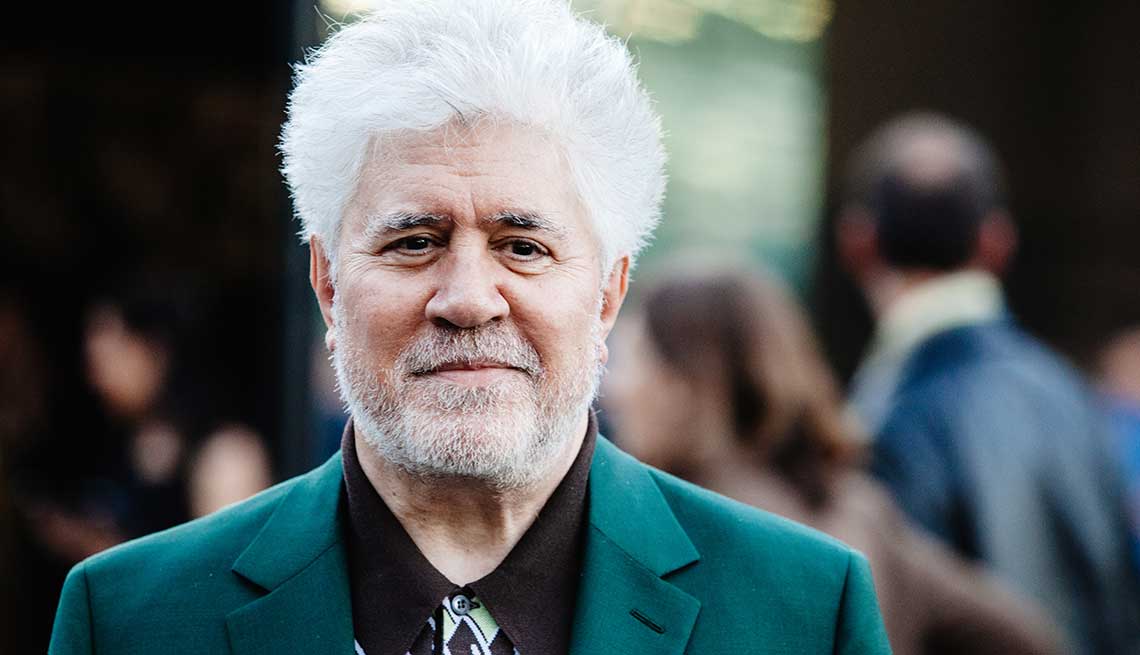 Cumpleaños de Pedro Almodóvar: tres de sus etapas en el cine