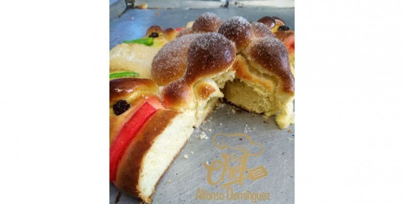 "Roscamuerta" la nueva creación para celebrar el Día de Muertos y de Reyes