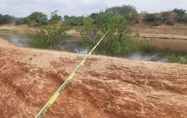 Localizan los cuerpos de dos niñas que entraron a nadar a un bordo de agua en Querétaro