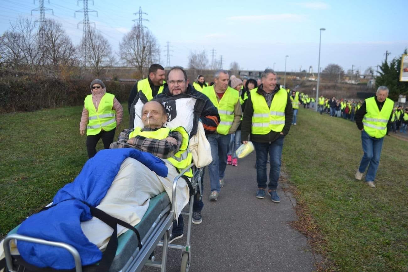 Facebook bloquea la transmisión del francés que se dejaría morir en directo