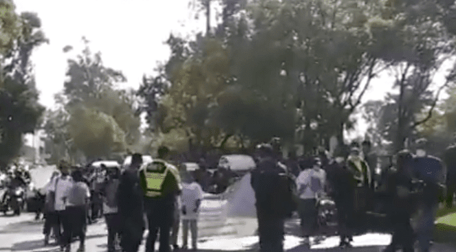 Exigen tratamientos para niños con cáncer con bloqueos y consigna #QuimiosYa #VIDEO