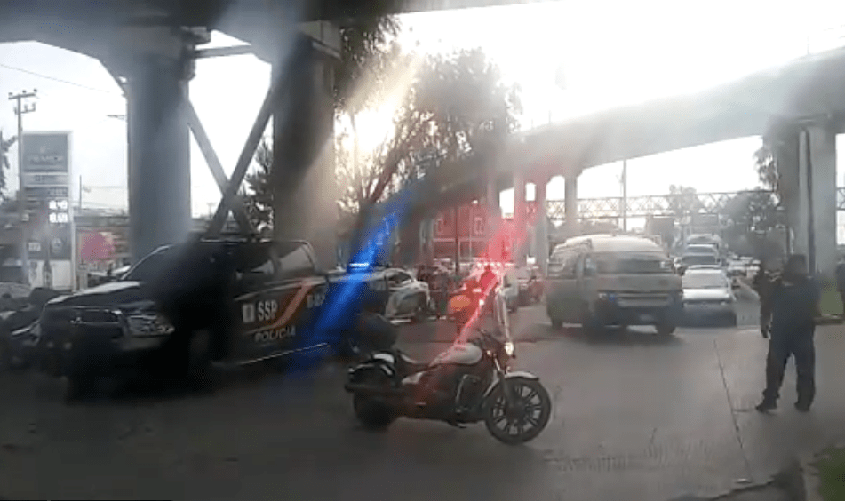 Muere un hombre y dos resultan lesionados tras choque en Venustiano Carranza #VIDEO