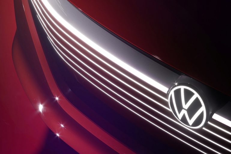 Volkswagen rompe relación con distribuidor que difundió imagen nazi