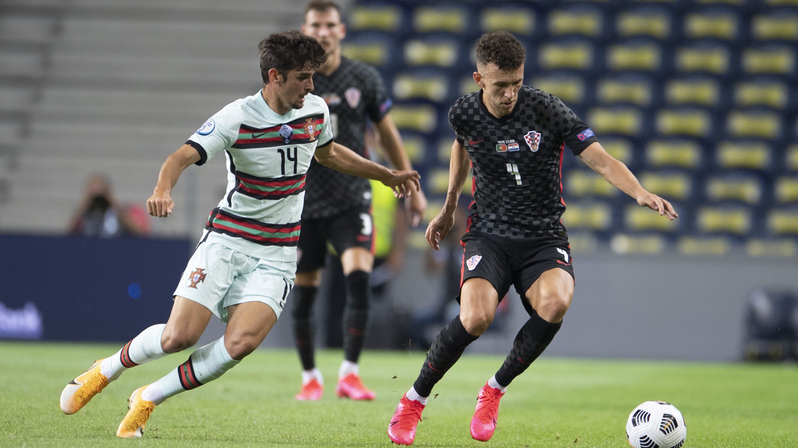 Portugal golea a Croacia y Joa Felix se luce