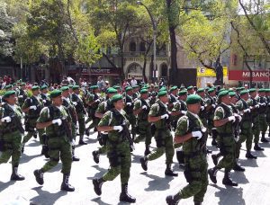 ¿Cómo empezó el desfile militar del 16 de septiembre? ¿Cuando se volvió tradición?