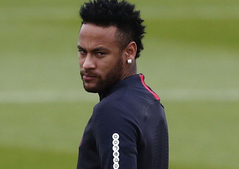 Documento revela a Neymar en la lista negra de morosos del fisco en España