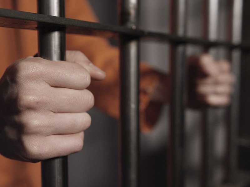 Proponen en el Senado que se elimine la figura de prisión preventiva oficiosa