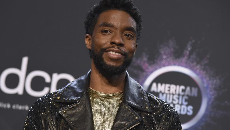 Piden poner estatua de Chadwick Boseman, en lugar de confederada en Carolina del Sur