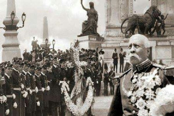 ¿El 15 de septiembre también celebramos el cumpleaños de Porfirio Díaz?