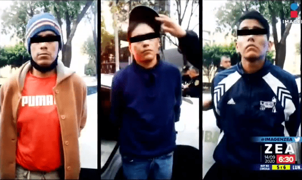 Policías detienen a 3 sujetos que robaron una tienda en la colonia Tacuba #ElQueLaHaceLaPaga
