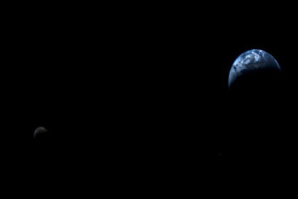 Voyager 1, la sonda que nos dio la primera imagen de Tierra y Luna juntas