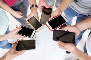 Aumento a cuotas de uso por el espectro podría incrementar las tarifas de telefonía celular