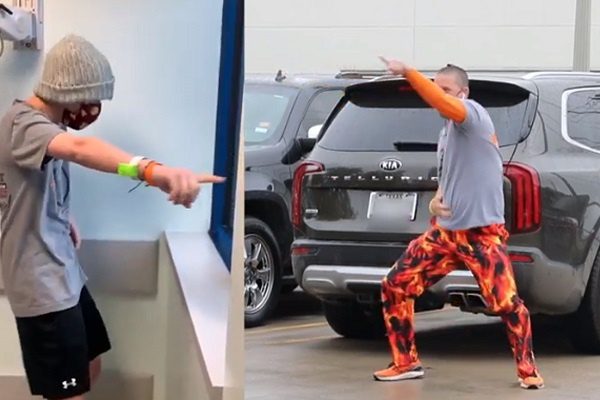 Papá baila en estacionamiento de hospital para animar a su hijo que recibe quimioterapia #VIDEO