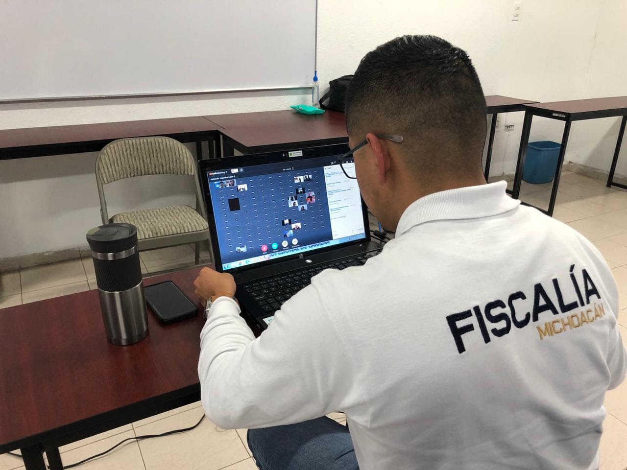 Fiscalía de Michoacán detiene a un hombre que abusó sexualmente de su propia hija e hijastras