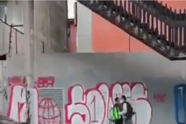 Asesinan a sujeto para quitarle mochila de Uber Eats #VIDEO