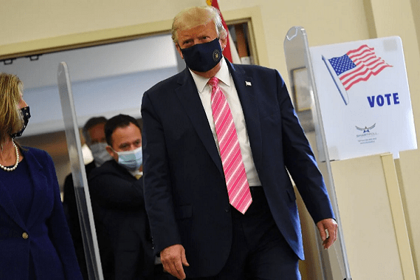 Donald Trump vota por anticipado en Florida