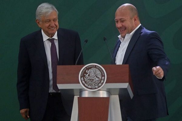 Alfaro anuncia que hará una consulta popular sobre el pacto federal