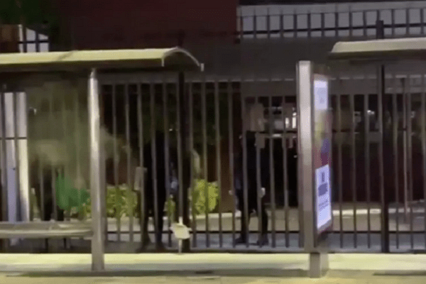 Encapuchados mantienen tomada Vocacional 13 del IPN #VIDEO