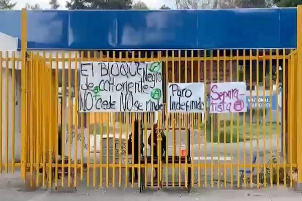 Una más. Feministas toman CCH Oriente #VIDEOS