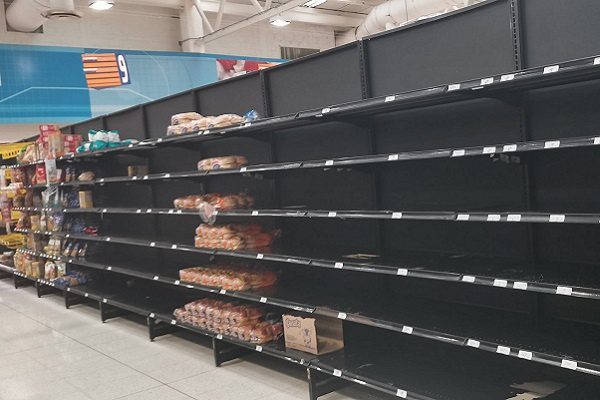 Compras de pánico en Quintana Roo por llegada de "Delta" #VIDEOS