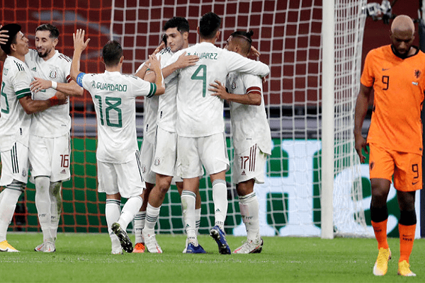 México gana 1-0 a Holanda con gol de Raúl Jiménez