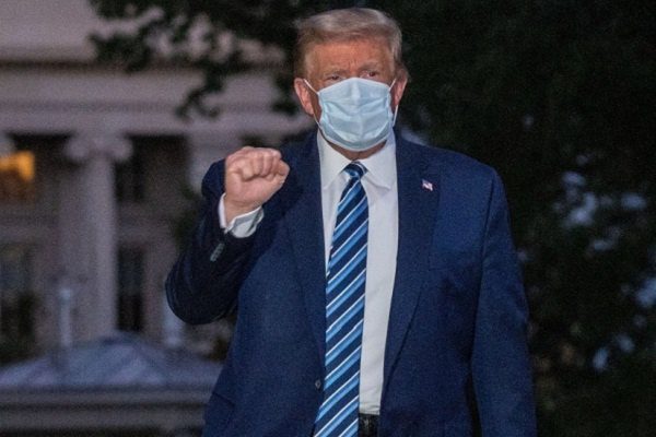 Trump lleva más de 24 horas sin síntomas de Covid-19