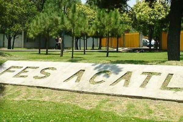 FES Acatlán prohíbe grabar o tomar fotos de clases en linea