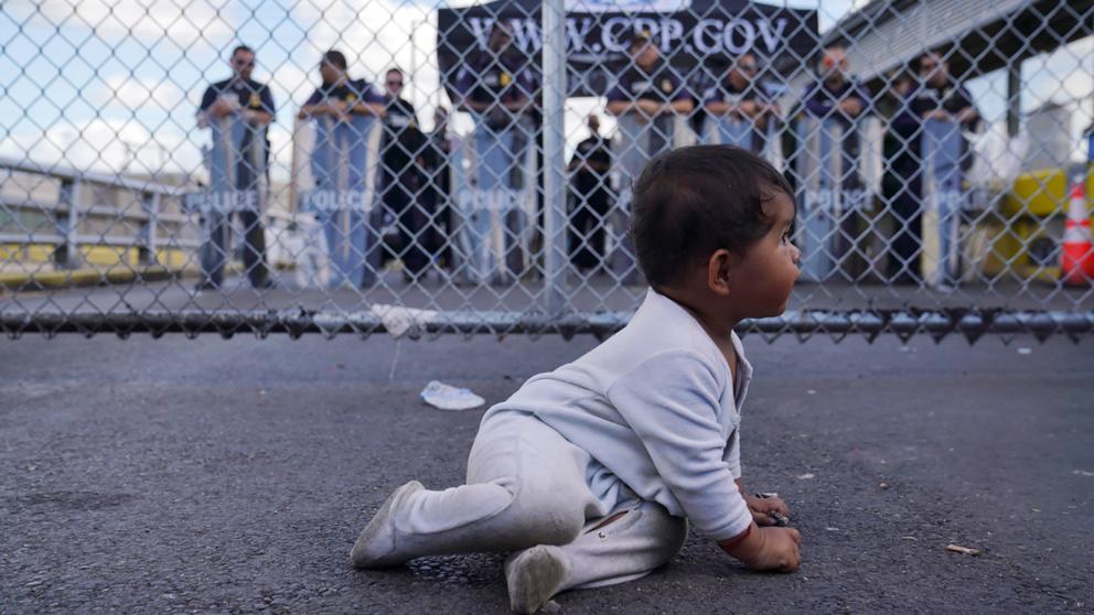 ¿Dónde están? Los padres de 545 niños separados en la frontera México-EEUU no son localizados