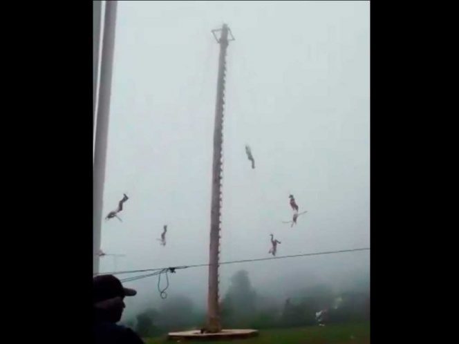 Volador de Papantla sale disparado desde 20 metros de altura en Hidalgo #VIDEO