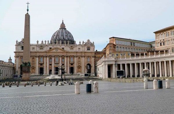 El Vaticano prevé celebrar Navidad sin fieles en la Plaza de San Pedro