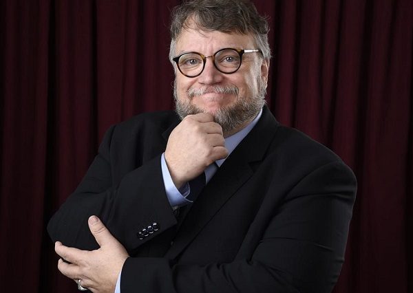 ¿Aeroméxico regalará viajes a mexicanos sobresalientes? Guillermo del Toro lo volvió a hacer