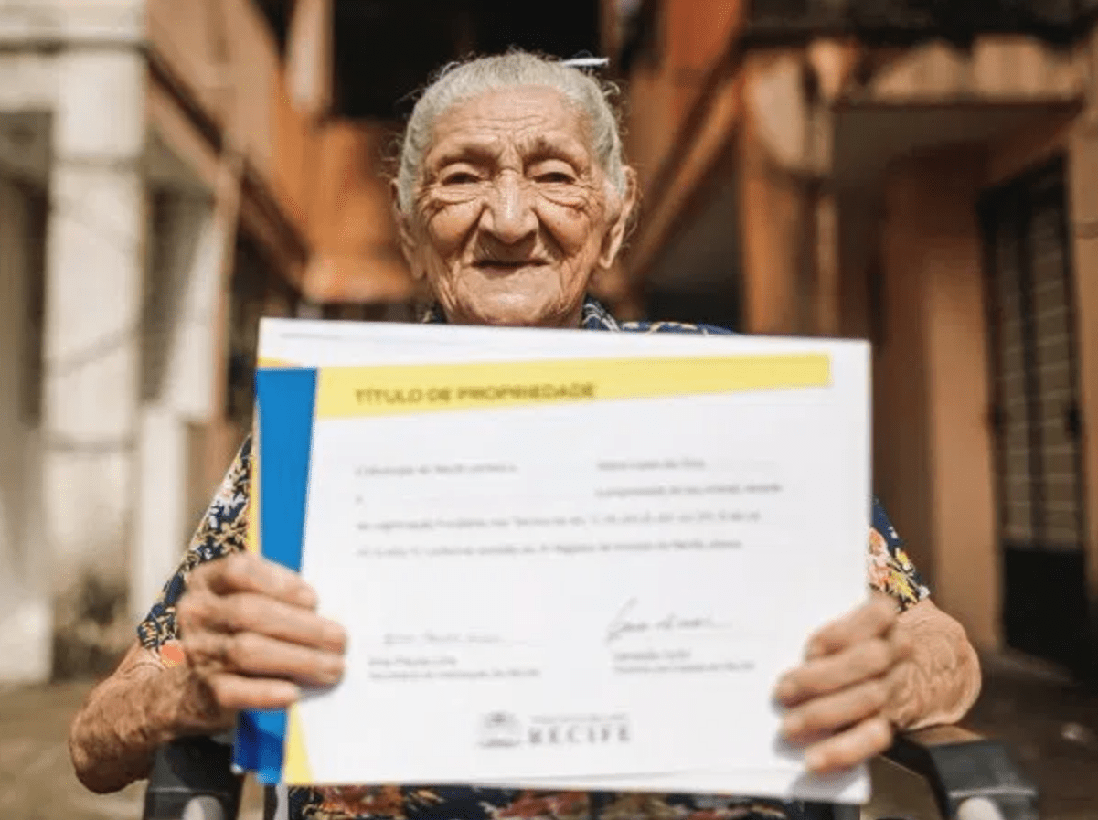 Compra su primera casa a los 114 años, tras décadas de trabajo