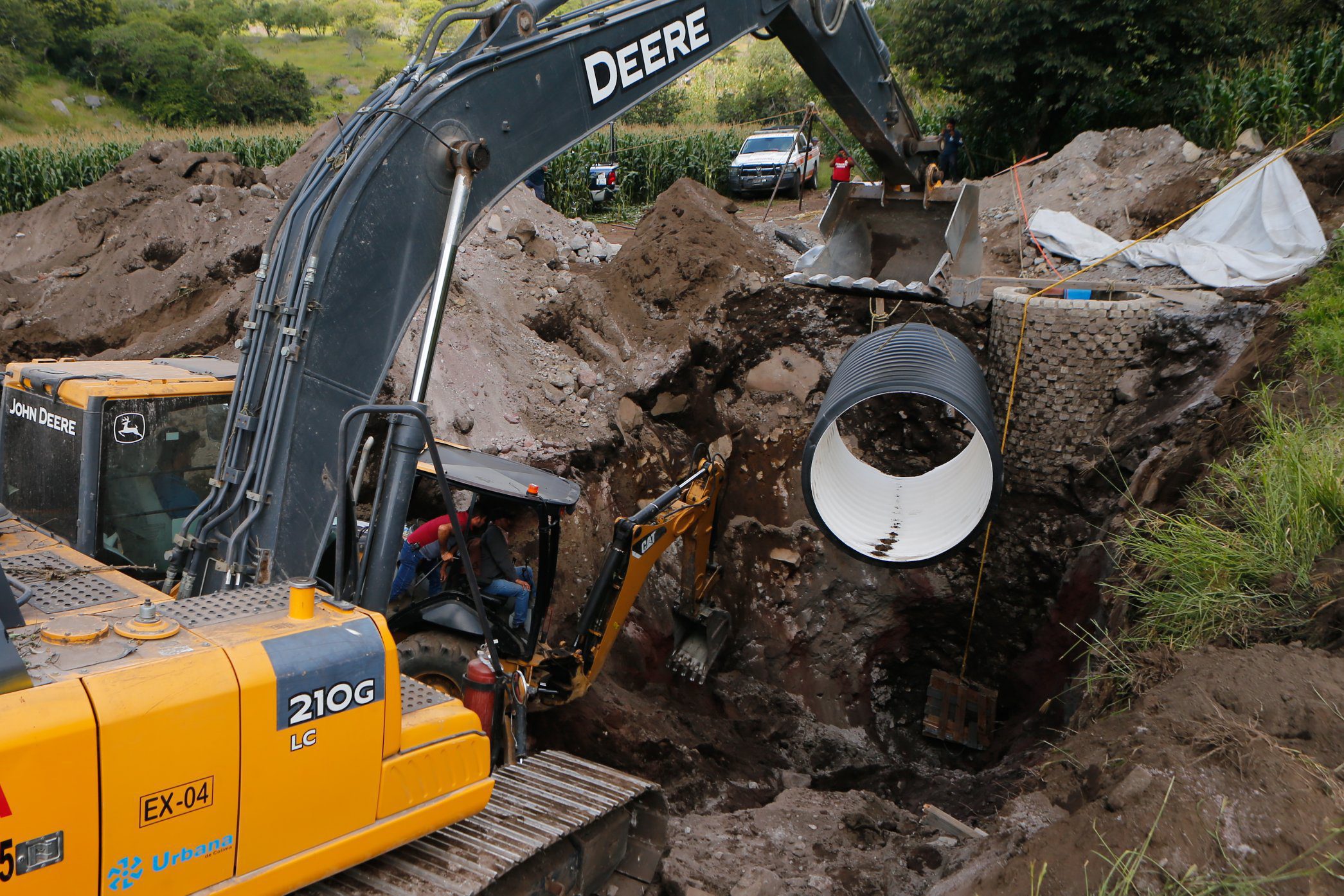 Julio César no resistió más y murió tras cinco días atrapado en una noria de Colima #VIDEO