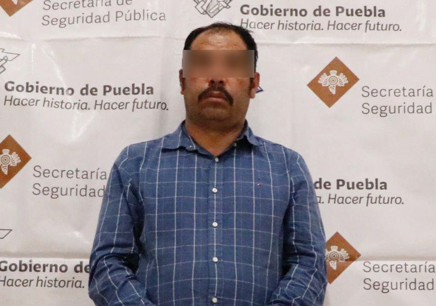Policías de Puebla capturan a "El Moco", identificado como líder de huachicoleros