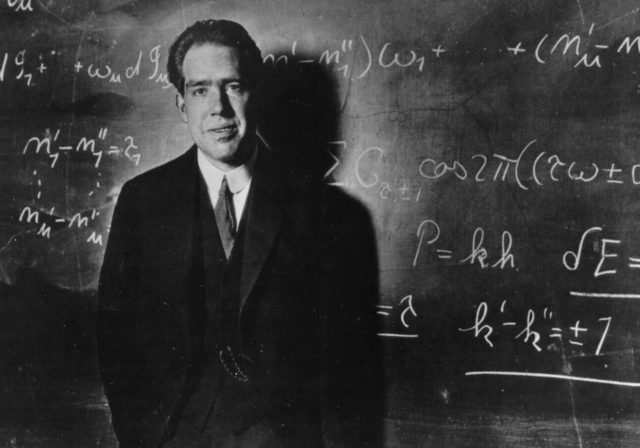 Niels Bohr, el científico que abogó por la aplicación pacífica de la física atómica